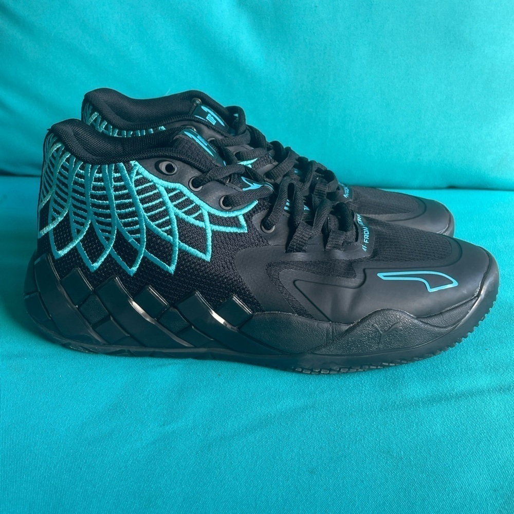 Puma MB.01 Buzz City size 6